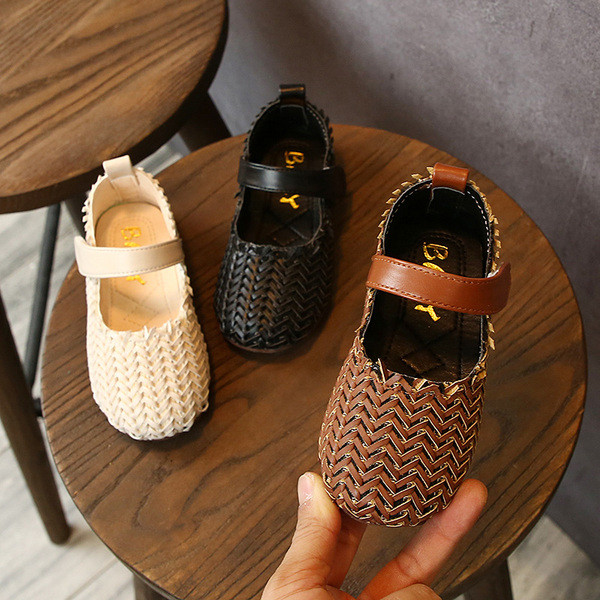 Pantofi moderni pentru copii pentru fete - in trei culori