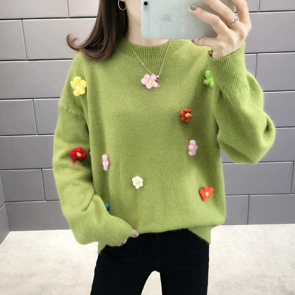 Χειμερινό γυναικείο πουλόβερ  με τρισδιάστατο στοιχείο σε διάφορα χρώματα