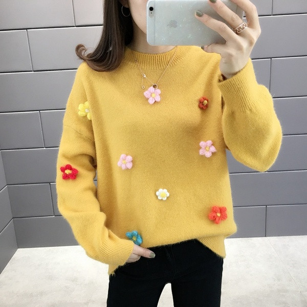 Χειμερινό γυναικείο πουλόβερ  με τρισδιάστατο στοιχείο σε διάφορα χρώματα