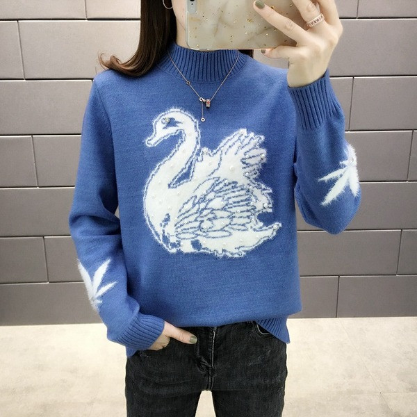 Χειμερινό γυναικείο πουλόβερ  με πέρλες  και ψηλό γιακά