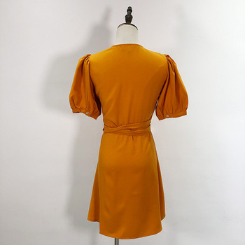 Γυναικείο φόρεμα με ζώνη και κοντό μανίκι σε κίτρινο χρώμα