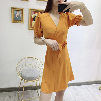 Γυναικείο φόρεμα με ζώνη και κοντό μανίκι σε κίτρινο χρώμα