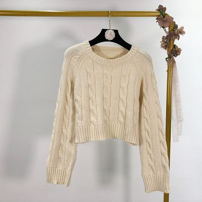 Μοντέρνο γυναικείο πουλόβερ κοντό σε διάφορα χρώματα