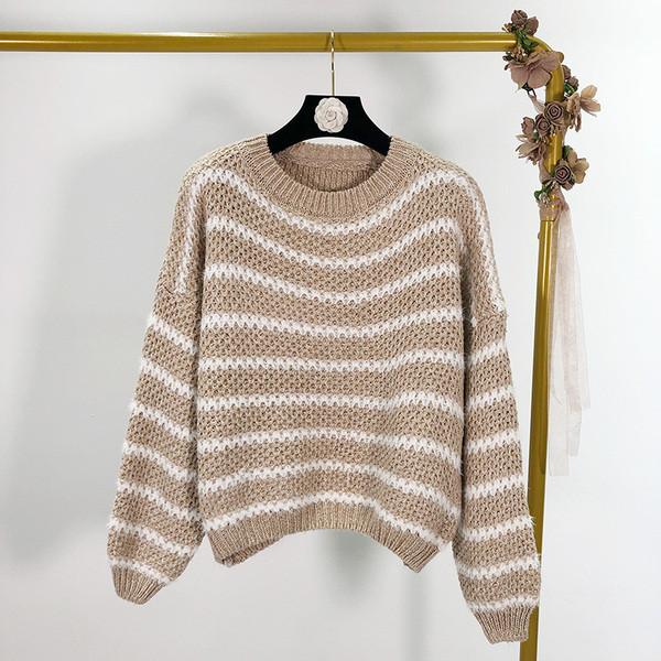 Γυναικείο κομψό πουλόβερ  με O-λαιμό σε γκρι και μπεζ χρώμα