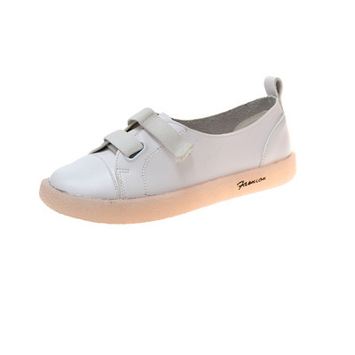 Καθημερινά  γυναικεία υποδήματα οικολογικού δέρματος σε λευκό χρώμα