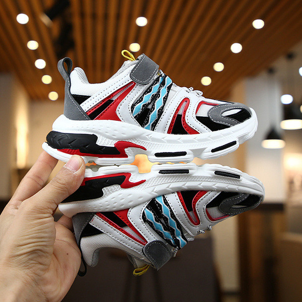 Παιδικά αθλητικά παπούτσια σε τρία χρώματα - για αγόρια