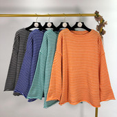 Γυναικείο ριγέ πουλόβερ σε τέσσερα χρώματα - ευρύ μοντέλο