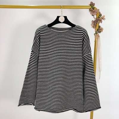 Γυναικείο ριγέ πουλόβερ σε τέσσερα χρώματα - ευρύ μοντέλο