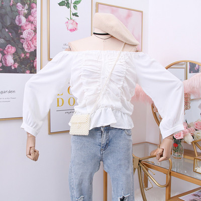 Καθημερινή γυναικεία  μπλούζα σε διάφορα χρώματα με γυμνούς ώμους