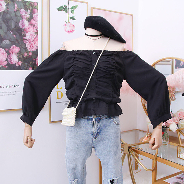 Καθημερινή γυναικεία  μπλούζα σε διάφορα χρώματα με γυμνούς ώμους