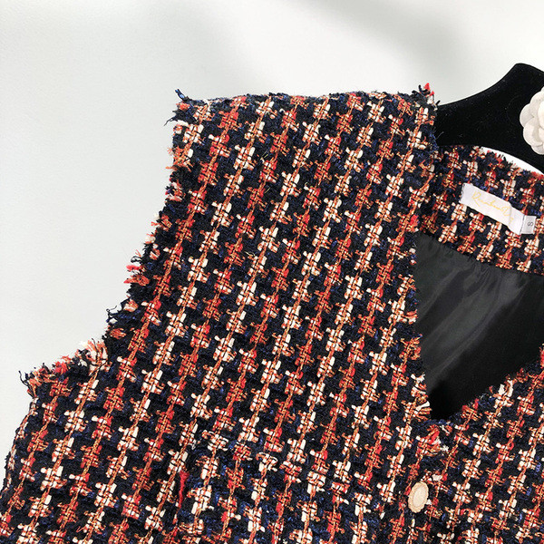 Γυναικείο καρό γιλέκο με τσέπες και κουμπιά