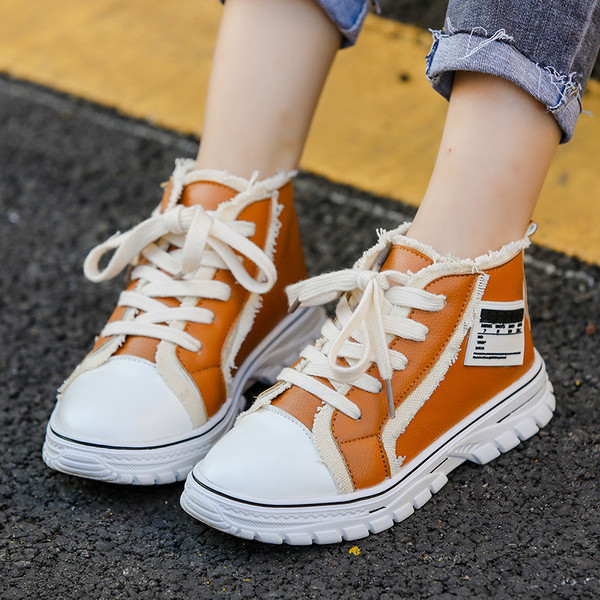 Παιδικά πάνινα παπούτσια σε καφέ και μαύρο χρώμα - για αγόρια και κορίτσια