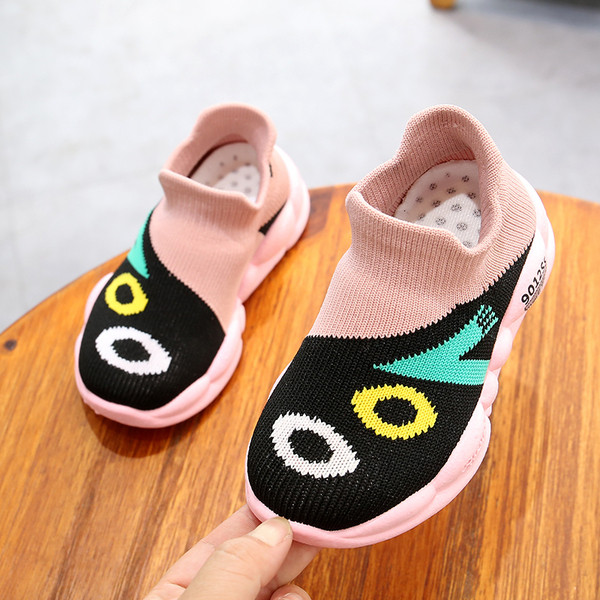 Καθημερινά  παιδικά παπούτσια σε τρία χρώματα - για αγόρια και κορίτσια