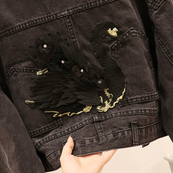 ÚJ Modern női farmerdzseki hátul rátéttel, sötét színben