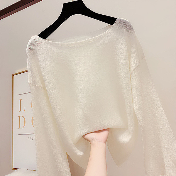 Γυναικείο πουλόβερ  με στρογγυλή λαιμόκοψη και μακρύ μανίκι