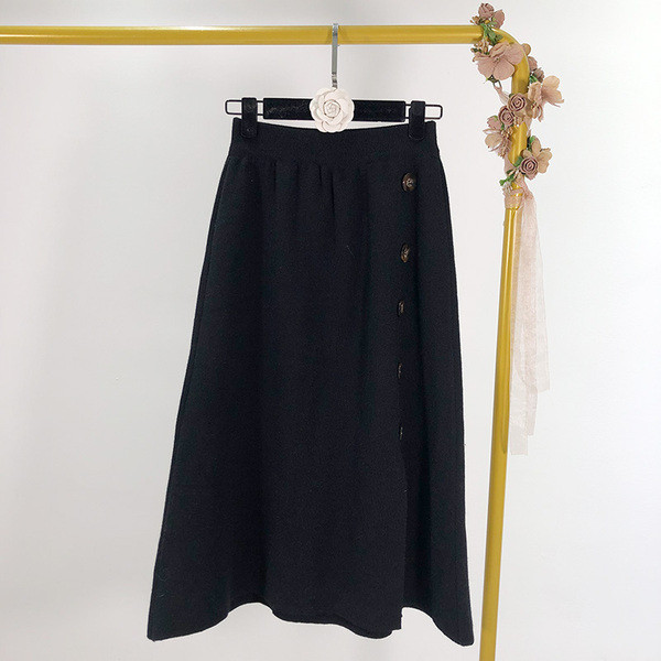 Hosszú kötött szoknya gombokkal, két színben - szabásmintás