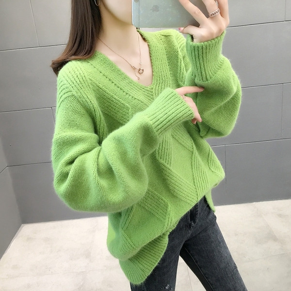 Γυναικείο πουλόβερ σε λευκό, πράσινο, μπλε και πορτοκαλί χρώμα