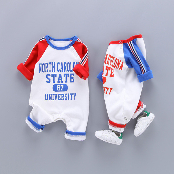 Salopeta sport pentru bebelusi model nou cu aplicare in doua culori