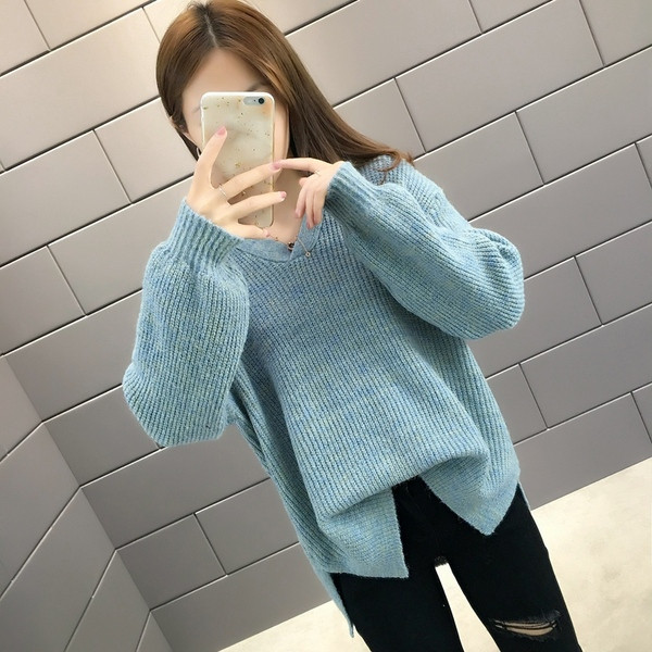 Női téli pulóver - széles modell fehér, kék és sárga színben