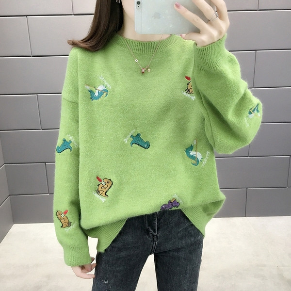 Aktuális női téli pulóver fehér, zöld, sárga és narancssárga hímzéssel