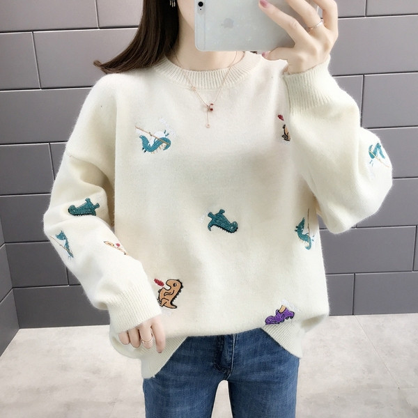 Aktuális női téli pulóver fehér, zöld, sárga és narancssárga hímzéssel