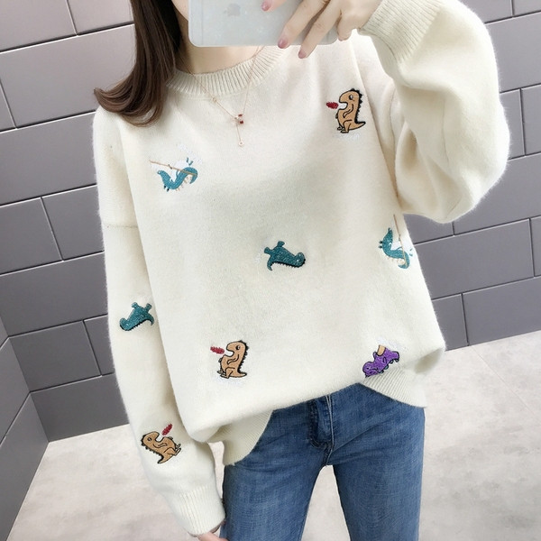 Aktuális női téli pulóver fehér, zöld, sárga és narancssárga hímzéssel