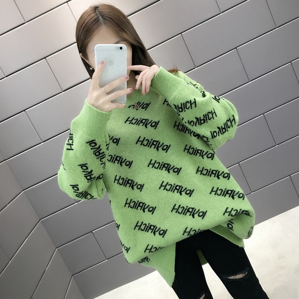Μοντέρνο χειμερινό γυναικείο  πουλόβερ- μακρύ μοντέλο με γράμματα