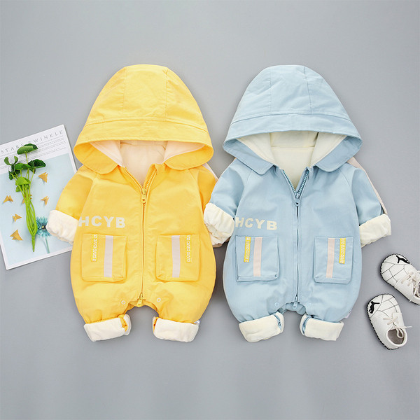 Μοντέρνα βρεφική ολόσωμη φόρμα  για αγόρια και κορίτσια με τσέπες και κουκούλα