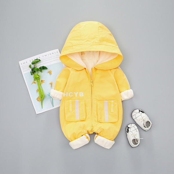 Μοντέρνα βρεφική ολόσωμη φόρμα  για αγόρια και κορίτσια με τσέπες και κουκούλα