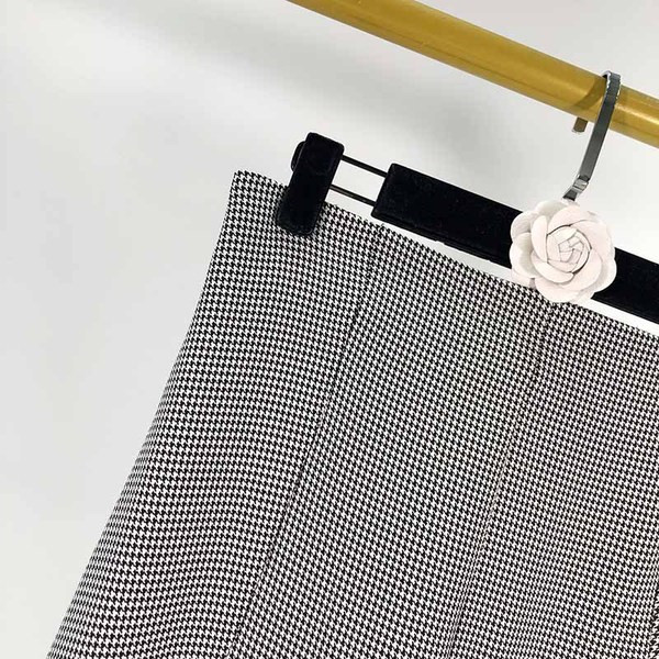 Μακρύ γυναικεία φούστα σε γκρι χρώμα