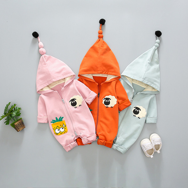 Νέο μοντέλο βρεφική σαλοπέτα  για κορίτσια με εφαρμογή και κουκούλα σε ροζ, μπλε και πορτοκαλί χρώμα