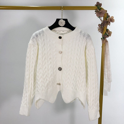 Cardigan dama cu nasturi diferiti in alb si negru