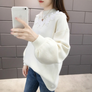 Χειμερινό γυναικείο πουλόβερ με δαντέλα σε διάφορα χρώματα