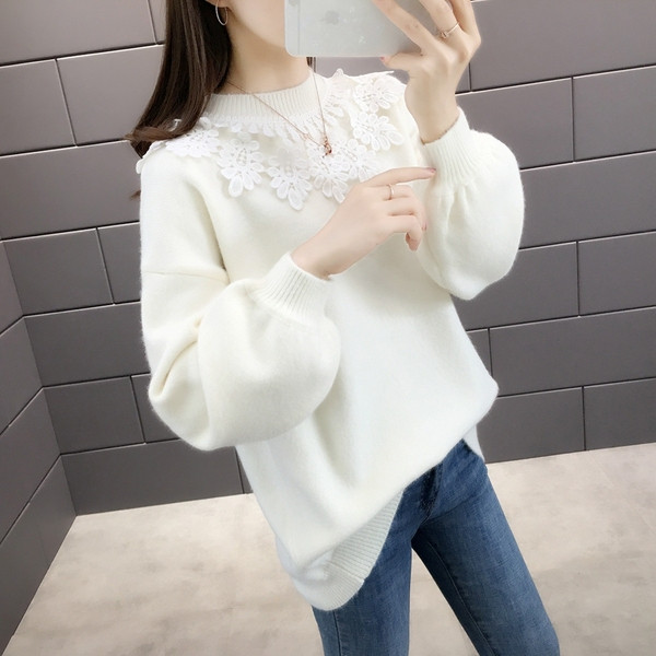 Χειμερινό γυναικείο πουλόβερ με δαντέλα σε διάφορα χρώματα