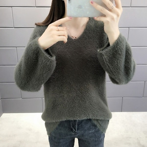 Γυναικεία χειμερινό  πουλόβερ με λαιμόκοψη σε διάφορα χρώματα