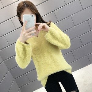 Γυναικεία χειμερινό  πουλόβερ με λαιμόκοψη σε διάφορα χρώματα