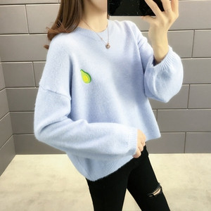 Γυναικείο  casual πουλόβερ - ένα ευρύ σχέδιο σε διάφορα χρώματα