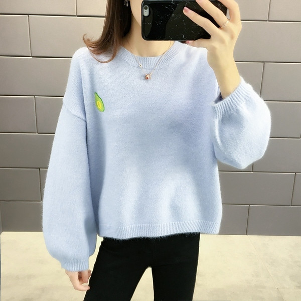 Γυναικείο  casual πουλόβερ - ένα ευρύ σχέδιο σε διάφορα χρώματα