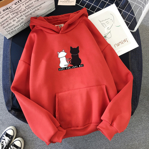 Hanorac zilnic de damă cu aplicație și glugă