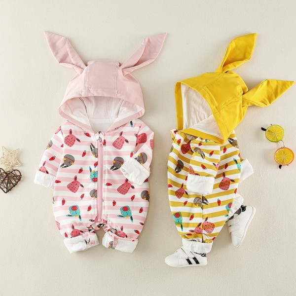 Νέο μοντέλο  Βρεφική ολόσωμη φόρμα για κορίτσια με 3D στοιχείο και μοτίβο