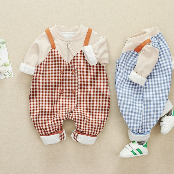 Kockás babakombináció fiúknak kék és barna színben