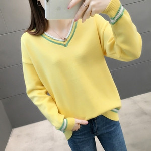 Bluza de dama toamna-iarna cu decolteu spitz in mai multe culori