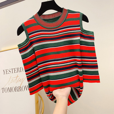 Csíkos női pulóver csupasz váll és 3/4 ujjú