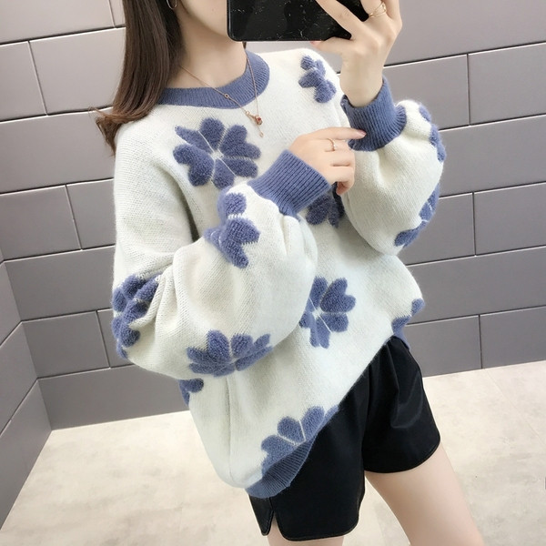 Modern női pulóver több színben hímzéssel