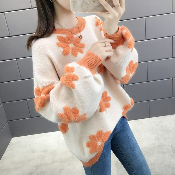 Modern női pulóver több színben hímzéssel