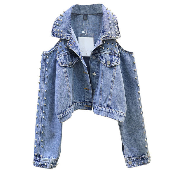 Νέο μοντέλο μπουφάν τζιν μοντέλο με γυμνά ώμους και μεταλλικά στοιχεία σε μπλε χρώμα