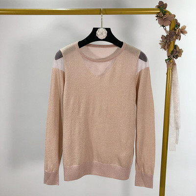 Γυναικείο πουλόβερ με διαφανή στοιχεία και κομψό αποτέλεσμα