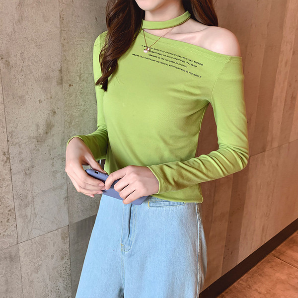 Aktuális női blúz három színben - feliratokkal