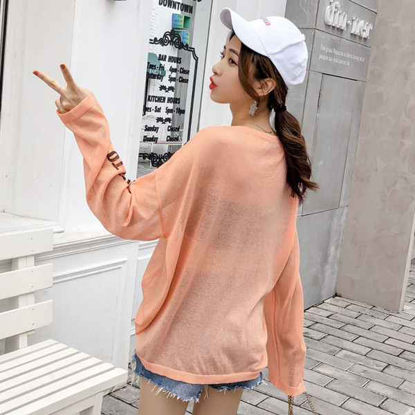 Καθημερινή ή γυναικεία μπλούζα - σε τέσσερα χρώματα με γράμματα