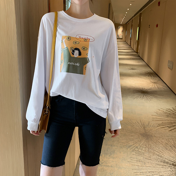 Alkalmi női blúz fehér és zöld színben, rátéttel